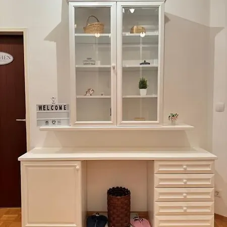 Apartment Gemuetliches & Modernes Inklusive Gratis Parkplatz *