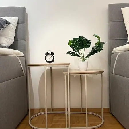 Gemuetliches & Modernes Inklusive Gratis Parkplatz * Graz