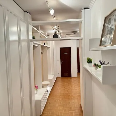 Gemuetliches & Modernes Inklusive Gratis Parkplatz *