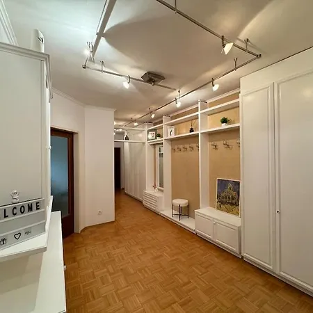 Apartment Gemuetliches & Modernes Inklusive Gratis Parkplatz *